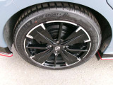 NISMO tuned e-POWER 4WD専用17インチアルミホイール。