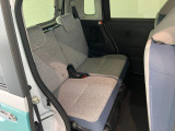 お客様にぴったりなおクルマをお選びいただけますように様々な展示車をご用意致しております!ダイハツの軽自動車だけではなく、他メーカー車やコンパクトカー・ミニバンなども数多く取り揃えております!