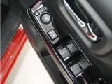 ◆パワーウィンドウスイッチ◆運転席から全席の窓の開閉操作を行うことが出来いつでも換気ができます!