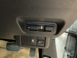 ビルトインタイプの【ETC】で見た目もスッキリ。高速道路の利用にとても便利です。