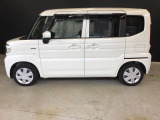 サイドビューです。車が走り去るまで、人の目に移りこむもの。見る人を魅了したい・・・。そんな想いでマツダデザインは作り出されています。