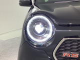 LEDヘッドライト☆HIDヘッドライトより省電力かつ、ライトを点けた際の立ち上がりも早いです☆寿命も長いのでお財布にも優しいオススメ装備☆
