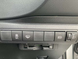 運転席周りに集約され使いやすい各スイッチ類!快適な運転で安心ドライブ!