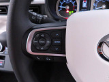【ステアリングスイッチ】運転中、前方から目線をそらすことなく、オーディオ等の操作が可能な便利機能!安心&快適なドライブを演出してくれます♪(連動するナビ等の取り付けが必要になります)