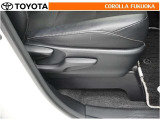 運転席シート上下アジャスター付き。ドライバーの背丈に合わせて調整できます。