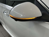 納車前整備は、メルセデスベンツ国際認定メカニックによる最新の検査ライン等の施設が充実した当社工場で入念に行います。メルセデス・ベンツの定める厳しい基準をクリアしたお車のみをご案内させて頂きます。