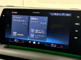 高解像度のカーナビゲーションは視認性も良く操作方法も簡単。広域での交通情報もとにした走行ルートにてご案内いたします★