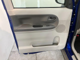 延長保証につきましてはお求めいただく車両によって保証料が異なりますので、当店スタッフまでお気軽にお問い合わせくださいませ。