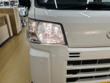 ヘッドライトレンズもキレイな状態を保っています。
