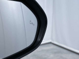 【ブラインドスポットモニター】見えにくい、死角になる後方の車両を検知して運転をアシストします!