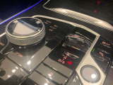 高級感のあるクリスタルシフト中には8の文字が埋まっています。ぜひ実車を確認下さいませ。