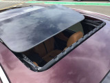 サンルーフも装備してます