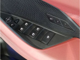 BMWの分厚いドアは、もしもの時にも搭乗者を守ってくれます。