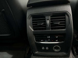 国道1号線に沿い横浜市営地下鉄「三ッ沢上町駅」から徒歩約10分。 BMW Premium Selection 横浜三ッ沢店 / 〒240-0062神奈川県横浜市保土ヶ谷区岡沢町322-3 / TEL:045-612-8488