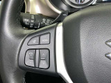ステアリングスイッチ装備!運転しながら手元でオーディオの操作などができます。