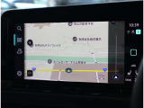 【純正ナビゲーション「DISCOVER PRO」】 高解像度ディスプレイ採用で大画面に詳細な地図情報を表示。とても使いやすいナビゲーションです。APP-CONNECT対応でスマートフォンを簡単接続。