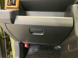 新車・中古車の販売だけでなく、メンテナンス(点検、車検、修理)、部品販売、レンタリース、JAF取扱い、損保(自動車保険) 各種保険代理店保険の加入などお車に関することに対応しております。