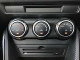 エアコンはフルオートエアコンです☆快適な空間で運転していただけます☆