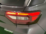 視認性の高いLEDリヤコンビネーションランプ(LEDストップランプ)は省電力・長寿命化を実現。