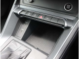Audi正規ディーラーが高品質をお約束。高度な訓練・教育を受けたAudi専任メカニックが、100項目にもおよぶ精密な点検を実施いたします。すべてをクリアしたAudi車だけが、あなたのお手元に届けられるのです。