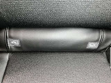 ISOFIXはシートベルトを使わずにカンタンにチャイルドシートとクルマの固定金具を連結する取付方法です