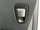 最新鋭の自社整備工場にて、車検・点検は勿論の事、あらゆるご要望にお応えすべく輸入車ディーラーならではの最新のコンピューターシステムとベテランの整備士がバックUP!