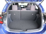ボディはコンパクトなのに、広い荷室