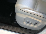 写真では伝えきれないので、車両状態につきましてはお気軽にお問い合わせ下さい