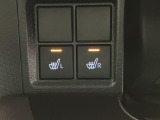 【運転席/助手席シートヒーター装備】 座面と背面を温め、寒い日のドライブを快適にします。