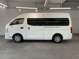 1年間、走行距離無制限の日産中古車ワイド保証付き・納車後の1ヶ月又は1000km時の無料点検、も付いてます。JAF・任意保険も当社で扱っております。是非、ご用命くださいませ。