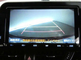 バックガイドモニターで、後方を確認しながら安心して駐車することができます。運転初心者も熟練者も必須の機能ですよ!