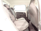 コンパクトカーにもかかわらず、意外とゆったりお乗りいただけます。