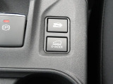 【AVH(オートビークルホールド)】信号待ちなどの停止時にブレーキペダルから足を離しても車両の停止状態を保持する機能☆