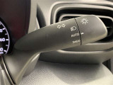 車外の明るさによって自動で点灯・消灯するオートライト