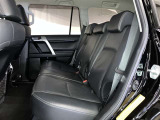 ゆとりある広々とした車内空間は、ドライブを始め買い物やレジャーなど、幅広く活躍します。一人でもみんなとでもお出かけを楽しみましょう!