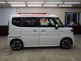 気持ち良く新しいカーライフがスタートできます様全車内外装クリーニングを実施しております。