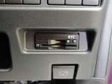 高速道路の料金所をスムーズに通過できるETC車載器♪※別途セットアップ料金を申し受けます。