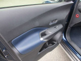 パワーウインドウなので、運転中でも安全に窓の開閉ができますよ!