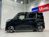 日産ディーラーならではの経験豊富な整備士が、お渡し前にきっちりと車検整備をさせていただいております。またお渡し後1ヶ月もしくは1000kmで、無料の点検整備を実施させていただきます。