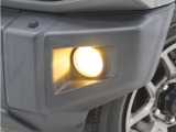 ◆フォグライト◆ 霧などの悪天候時、自車の位置を示すとともに前方や路肩が見えずらい時、近い位置をワイドに照らしてくれます