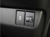 ◆VSA◆横滑り防止装置が装備されています。コーナーリング時の横すべりを抑える機能と、車両の急激な挙動変化を抑える機能で、安定した走行を実現しています。運転に安心とゆとりが出来ます。