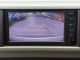 バックカメラ付きで後方の安全確認が楽です!!