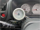 買取・販売は勿論、車検、整備、板金、保険等、車に関わる全ての業務を行っております♪当社でご購入のお客様とご家族(他社でご購入のお車でもOK)の方は、春・冬のタイヤ交換は無料で行っております♪