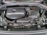 安心のBMW認定中古車は100項目の箇所を徹底的にチェック致します。機械的な箇所や電気系、コンピューターなどをご納車前に点検し、交換基準に達した部品は全て新品に修理返品した後にご納車致します。