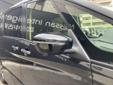 ウィンカードアミラー☆ライトの点滅で対向車、歩行者などに曲がることを知らせることができるので安心・安全につながりますね♪