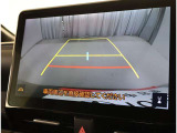 バックガイドモニターで、後方を確認しながら安心して駐車することができます。運転初心者も熟練者も必須の機能ですよ!