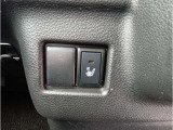運転席にはシートヒーターが付いています!