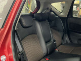 ◆◆◆後部座席も当然、綺麗・清潔に仕上げております。内装の綺麗なお車は気持ちが良いですし、コンディションのいい車が多いです。前のユーザーが丁寧に使っていた証拠です。