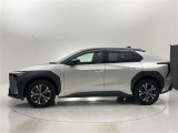 当社の車両本体価格には、納車前の車検整備費用も含まれています。別途で支払う場合、点検費用も安くありません。やっぱりU-Carは総額でも比べる必要がありますね。