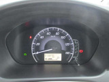 運転席のスピードメーターになります。明るく見やすく安全快適なドライブを楽しめます。